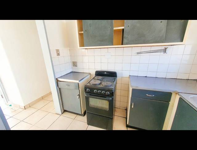 1 BEDROOM HOUSE FOR SALE IN SUNNYSIDE